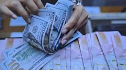 Rupiah Melemah, Risiko Modal Asing Keluar Hantui Saham RI